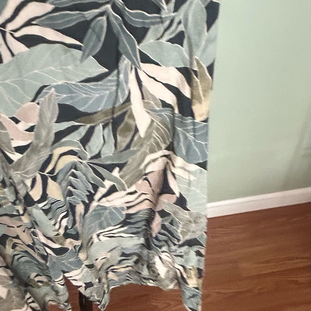 Z Supply Leaf Pattern Wide Leg Pants NWT - Picture 7 of 8